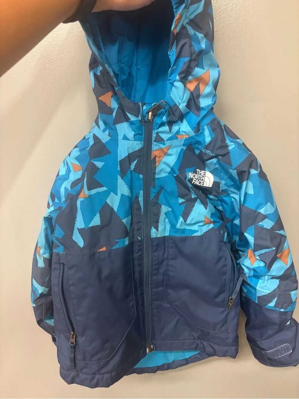 The North Face Kids Blue & Navy Hooded winter coat 3t